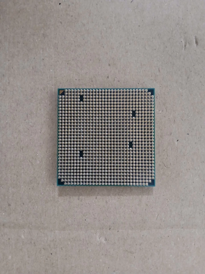 CPU AMD FX 8320 FD8320FRW8KHK PROCESADOR AM3+ - Photo 2/4