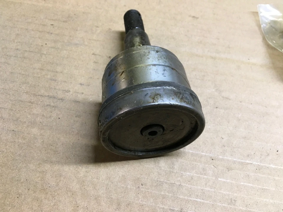 Nueva rótula suspensión delantera inferior TRW 10266 Foto 4 de 4