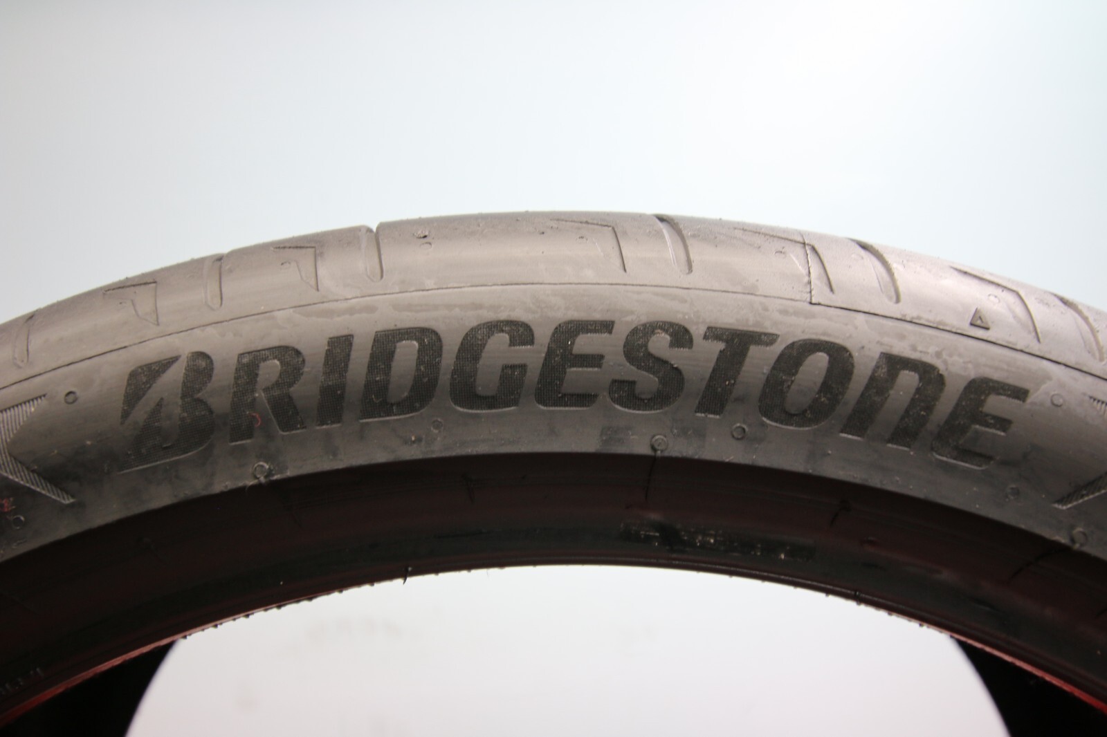 1 Used Bridgestone Potenza Sport Lamborghini L 305/30ZR20 305/30/20 3053020 103Y