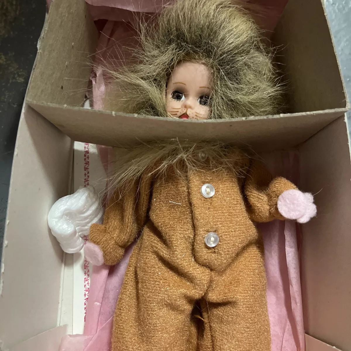 VINTAGE Madame Alexander Doll Cowardly Lion Wizard of Oz 8”. Box 431 FS1