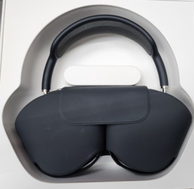 AirPods Max スペースグレイ(ブラック) Apple AirPods Max Space Gray MGYH3AM/A With Noice Cancelation