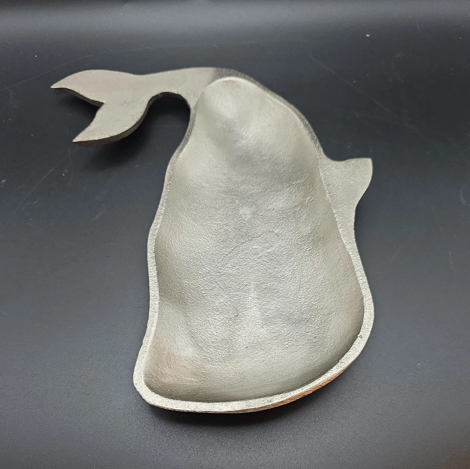 Vintage Whale Trinket Key Tray Cast Aluminum 8.25"W x 7"H - Image 3 of 4