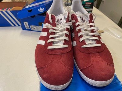 Adidas Originals Gazelle Men s Athletic Shoe Sneaker Burgundy Trainers Size 11.5