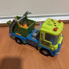 The Trash Pack Skip Bin Truck With Skip Bin Moose Australia