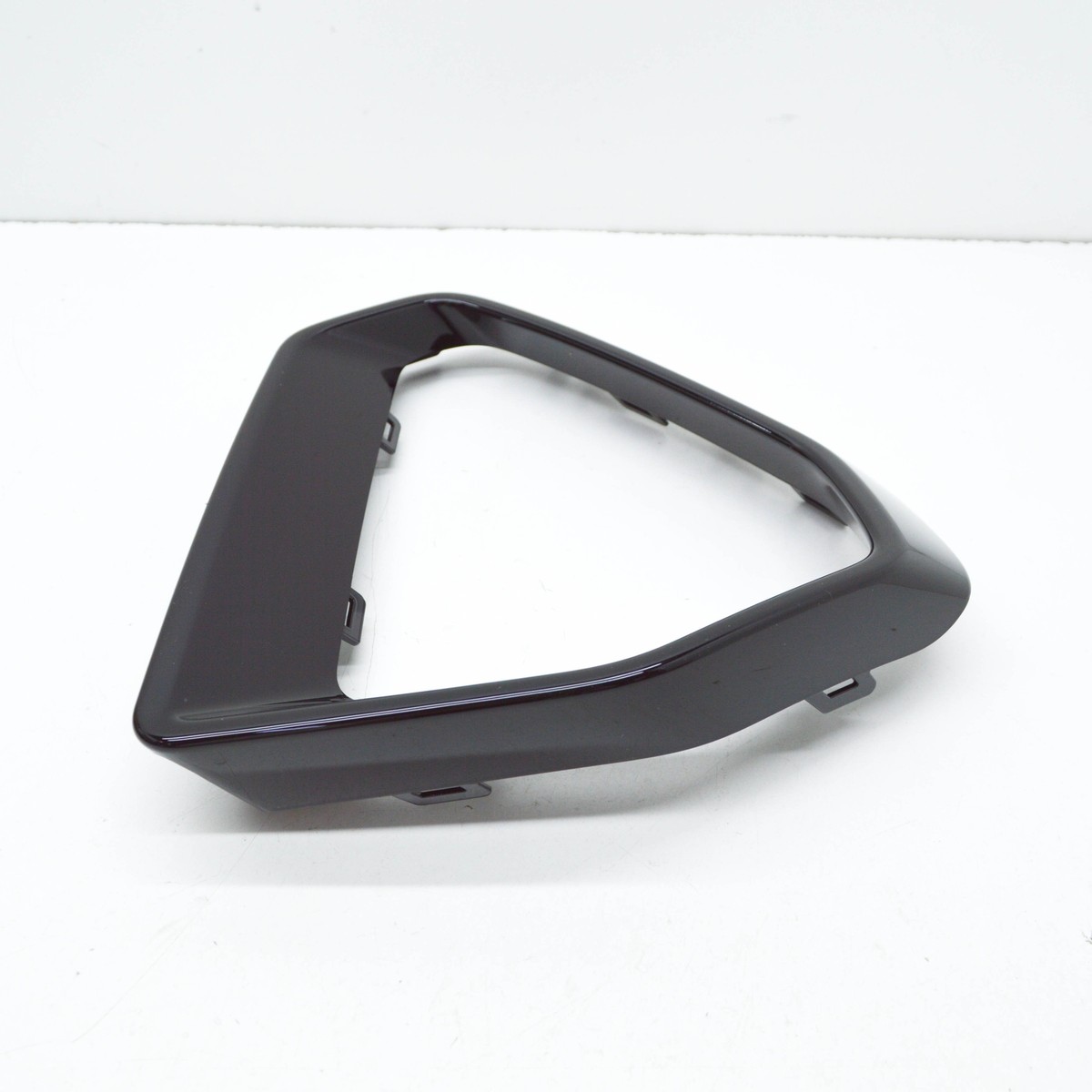 NEW AUDI Q3 F3 FRONT BUMPER LEFT TRIM 83A853053AT94 83A-853-053-A