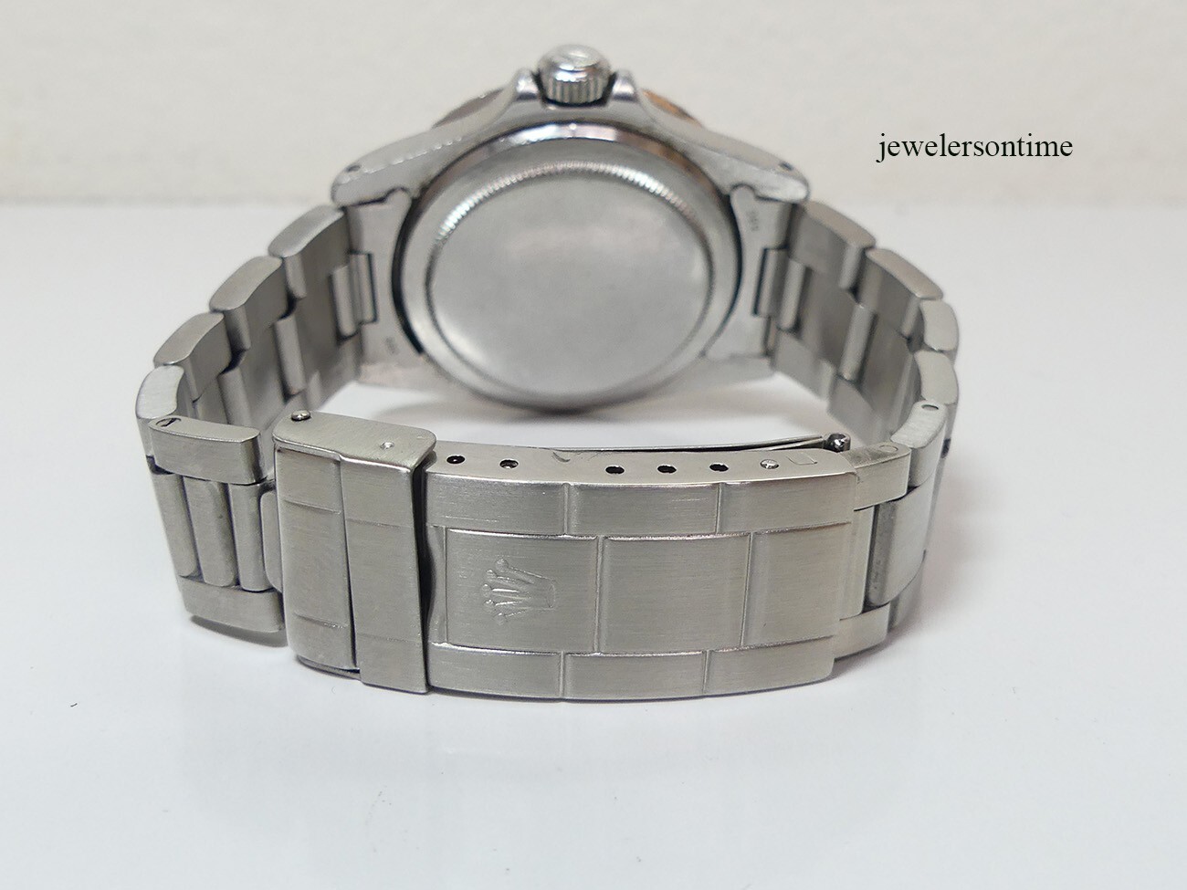 Vintage Rolex SS Red Submariner 1680 "2.7" million series, ghost bezel image 4