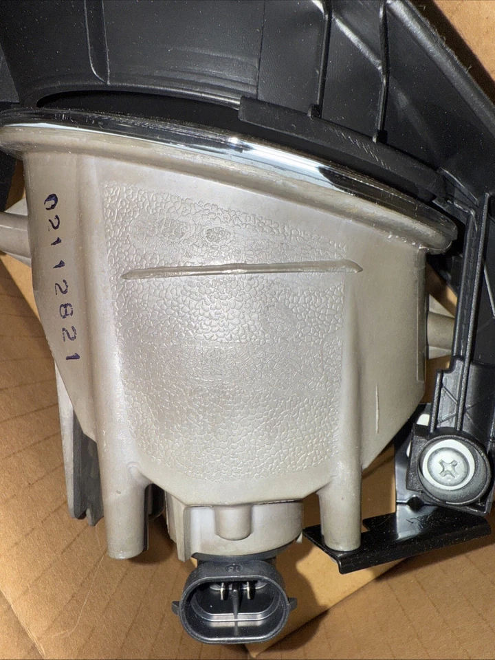 Luz antiniebla lateral del conductor Depo 317-2023L-as de repuesto para Honda Fit 07-08 Foto 4 de 4