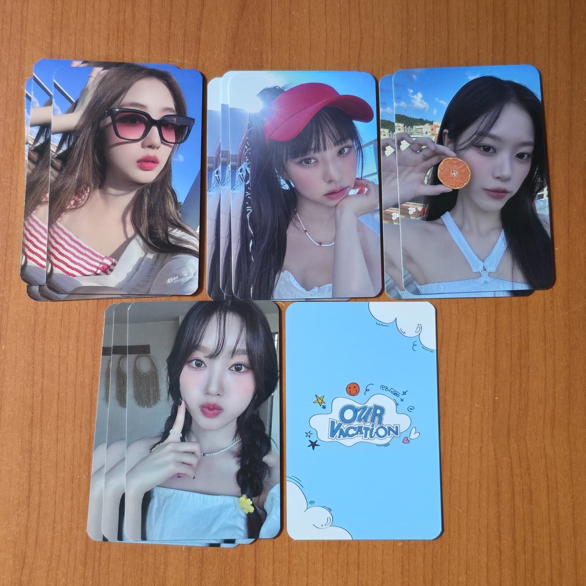Loossemble Photocard [2024 Season's Greetings] K-pop Official