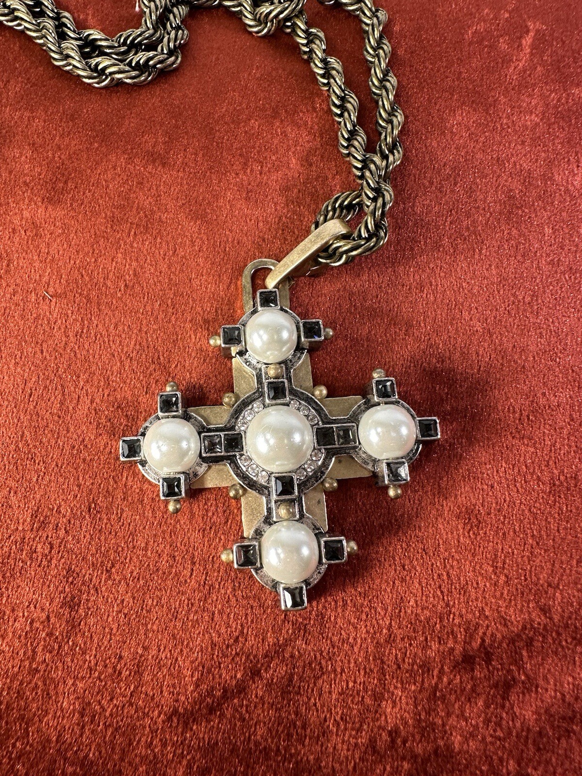 Tudor Cross Necklace With Large Pearl Accents & Heavy Chain By Cabi