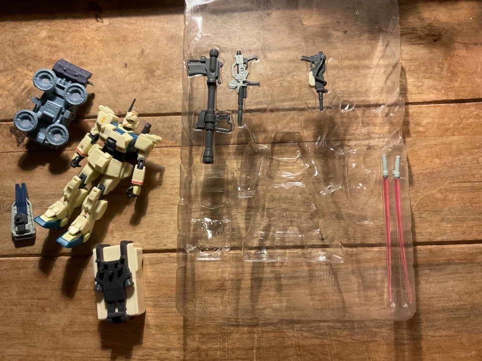 FIGURA DE ACCIÓN BANDAI MSIA RX-79(G) EZ8 PAQUETE ABIERTO Foto 4 de 4