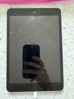 Apple iPad mini 1st Gen. 16GB, Wi-Fi only, A1454, 7.9in - Black