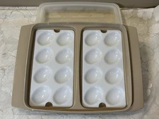 4 Pc Vintage Tupperware Devil Egg Container With Lid & 2 Trays Beige 723-2