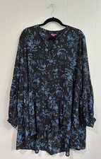 NEW WITH TAG VINCE CAMUTO $109 WOMAN PLUS SIZE 3X BLACK BLUE PAISLEY TUNIC TOP