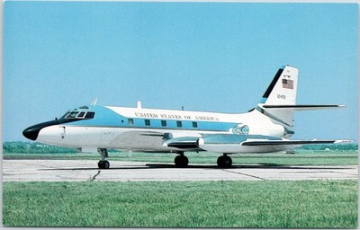 Lockheed VC-140B Jet Star USAF White House Airlift Postcard