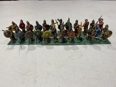 28mm Saxon Fyrd Metall bemalt 24 Figuren S12