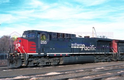 Original slide - SP Southern Pacific 255 AC4400CW 3/20/1997 Pueblo, CO