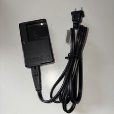 Original Fuji FujiFilm BC 40N BC40N Charger for NP 40 FinePix F470 F480 F610