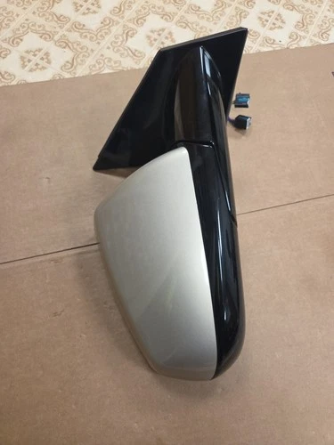 2010-2016  Cadillac SRX RH PASSENGER SIDE OEM (GOLD)