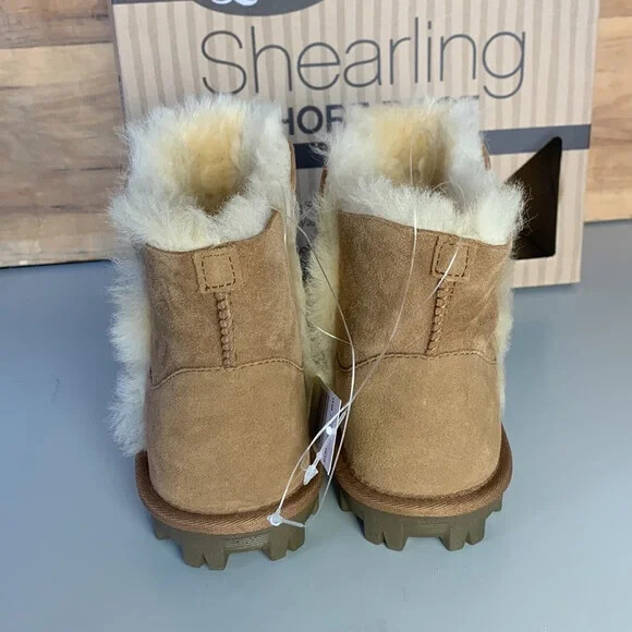 kirkland shearling boots 2021
