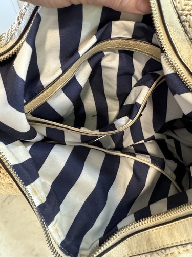 Urban Expressions Handbag - Picture 6 of 16