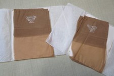 VTG CHRISTIAN ULTRA DIOR SHEER 100 NYLON GARTER STOCKINGS Size 9.5 Medium NEW