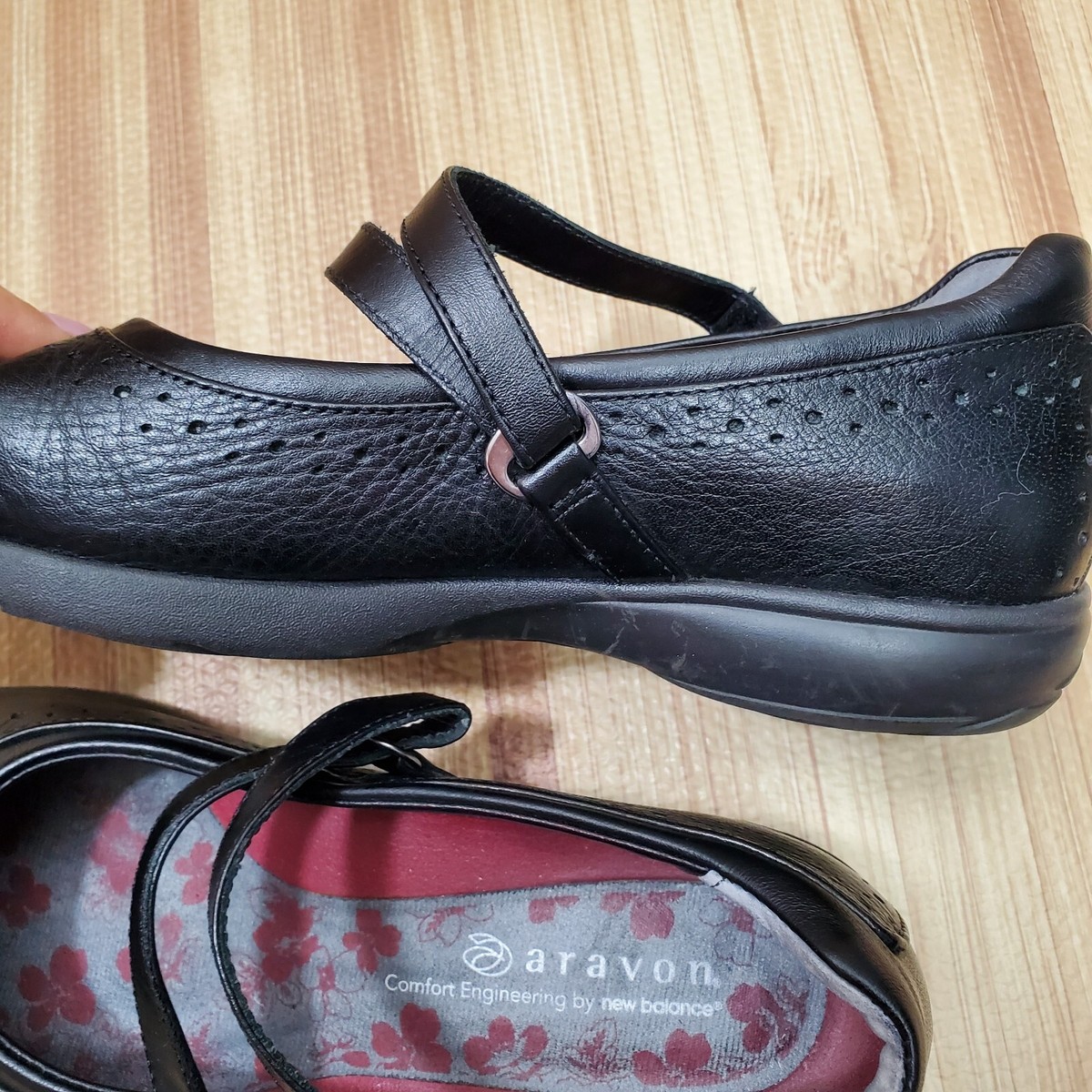 Aravon Comfort Engineered by New Balance Mary Jane Black Leather