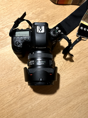 Canon 6D Mark ii EF 24-70mm f/4 lens amazing condition