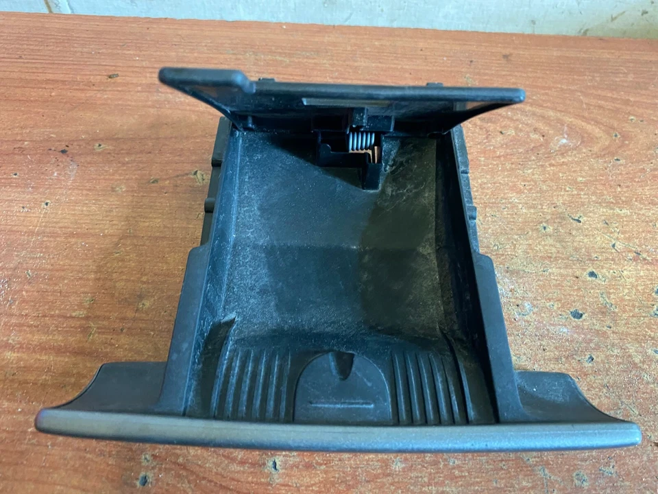 PEUGEOT 308 MK1 CENICERO CENTRAL ALMACENAMIENTO EMBELLECEDOR 9658691077 Foto 2 de 2