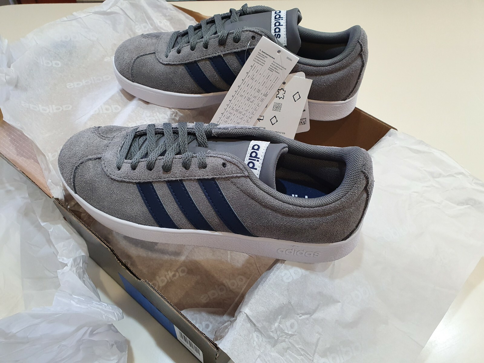 boys adidas trainers size 2
