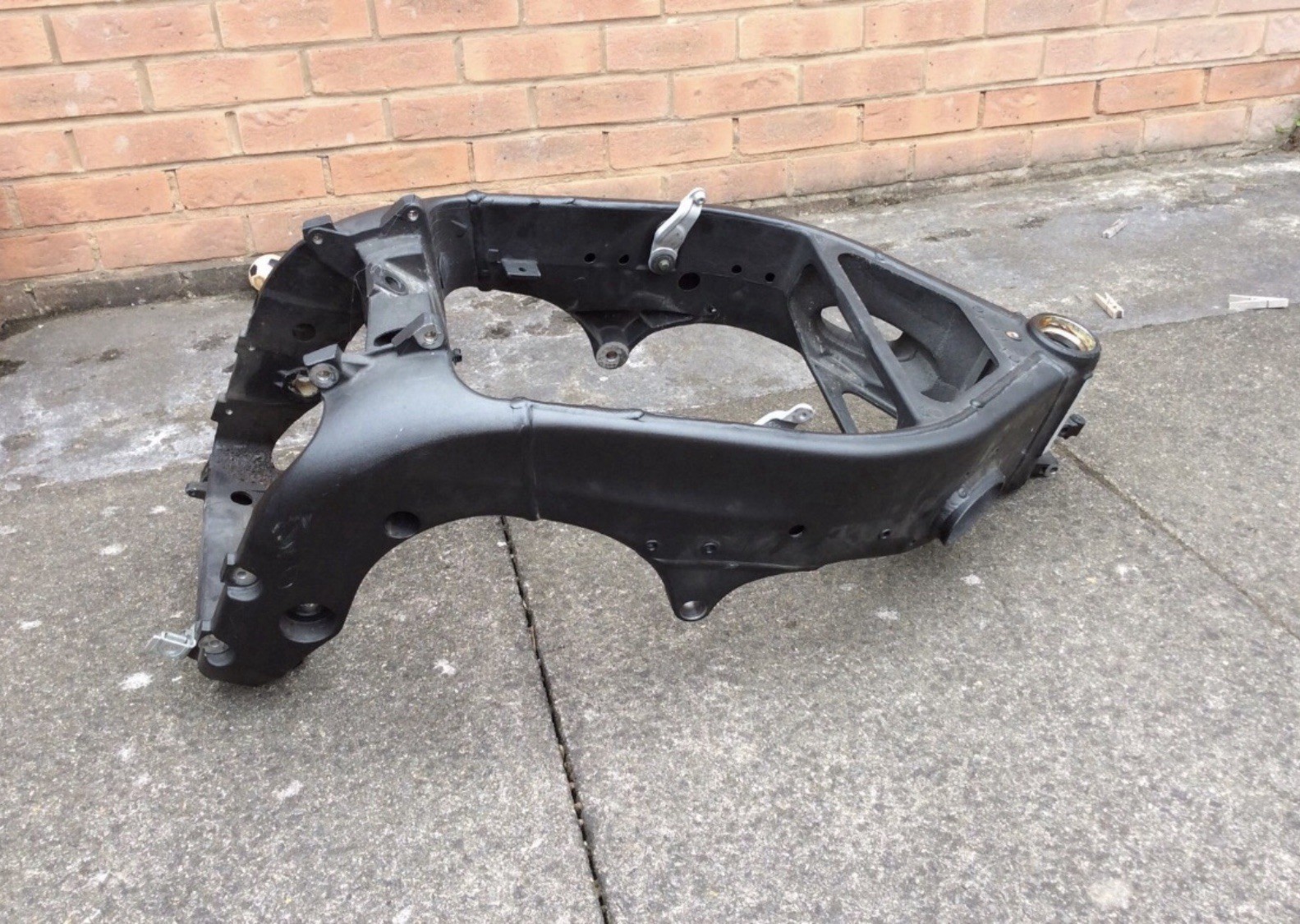 Yamaha R1 5VY Race/Track Frame Use ONLY NO V5 2006 No Damage
