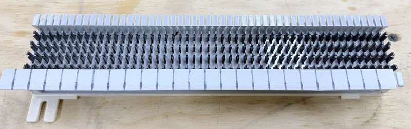 Siemon 66MI-25 Punch Down Terminal Block/platform. (50pins Per Row, 4 Rows) New