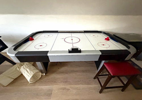 Air Hockey Table Game w/ 2 Red Pushers - Table Type, Model Air