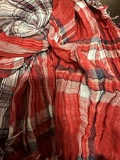 infinity scarf beige and red
