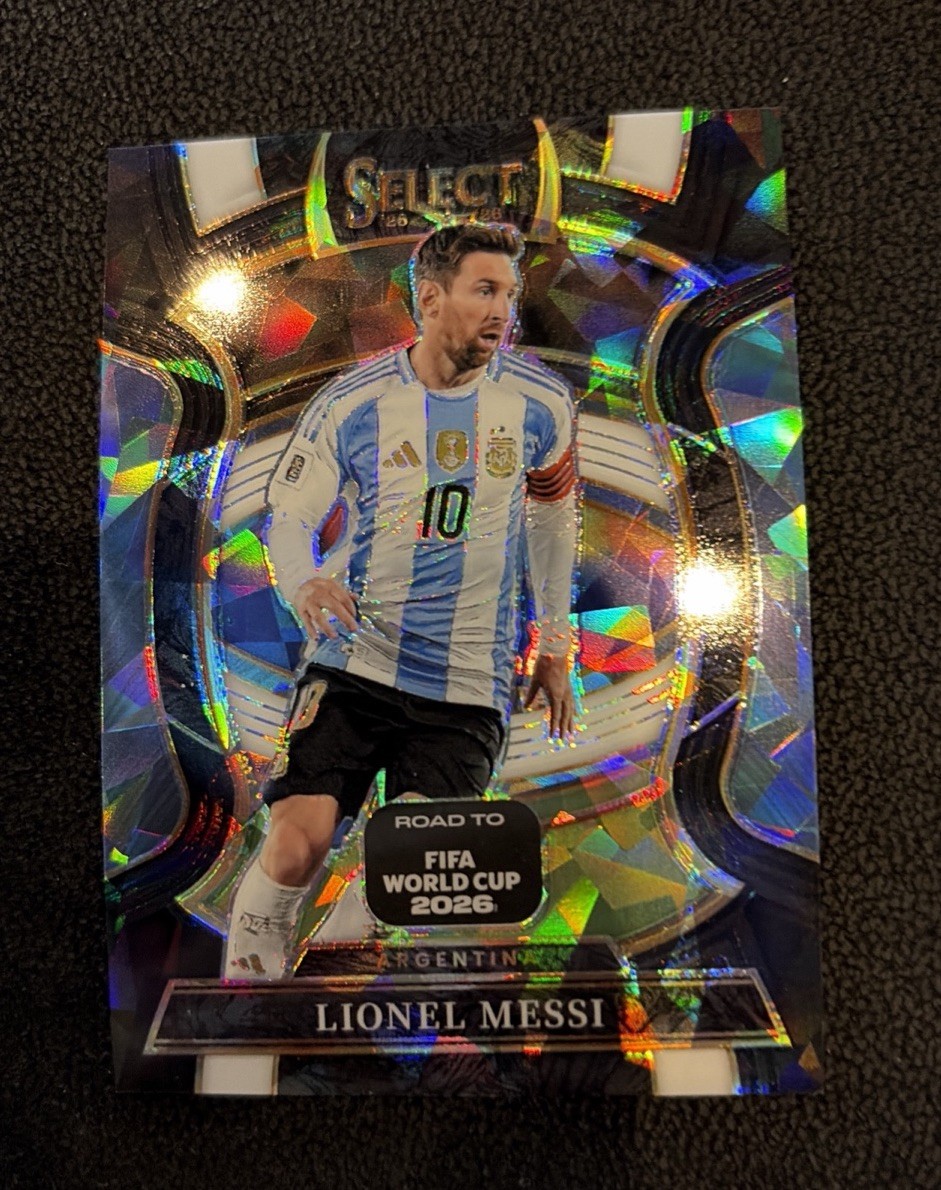 2025-26 Select Road To FIFA World Cup Lionel Messi Cracked Black Ice /380 view 1
