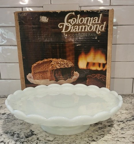 Vintage 1970s ANCHOR HOCKING Footed Cake Plate Milk Glass Colonial Diamond