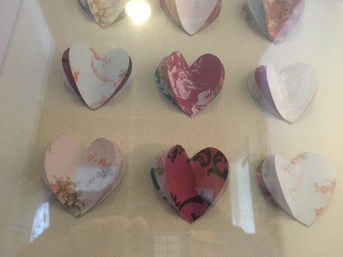Hearts Corsage Framed Wall Home Decor - White Frame / Brand New - Picture 12 of 12