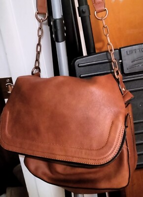 New Urban Expression Vegan  ''Maisy Messenger Bag''  Looks And Feels Like Leather 
