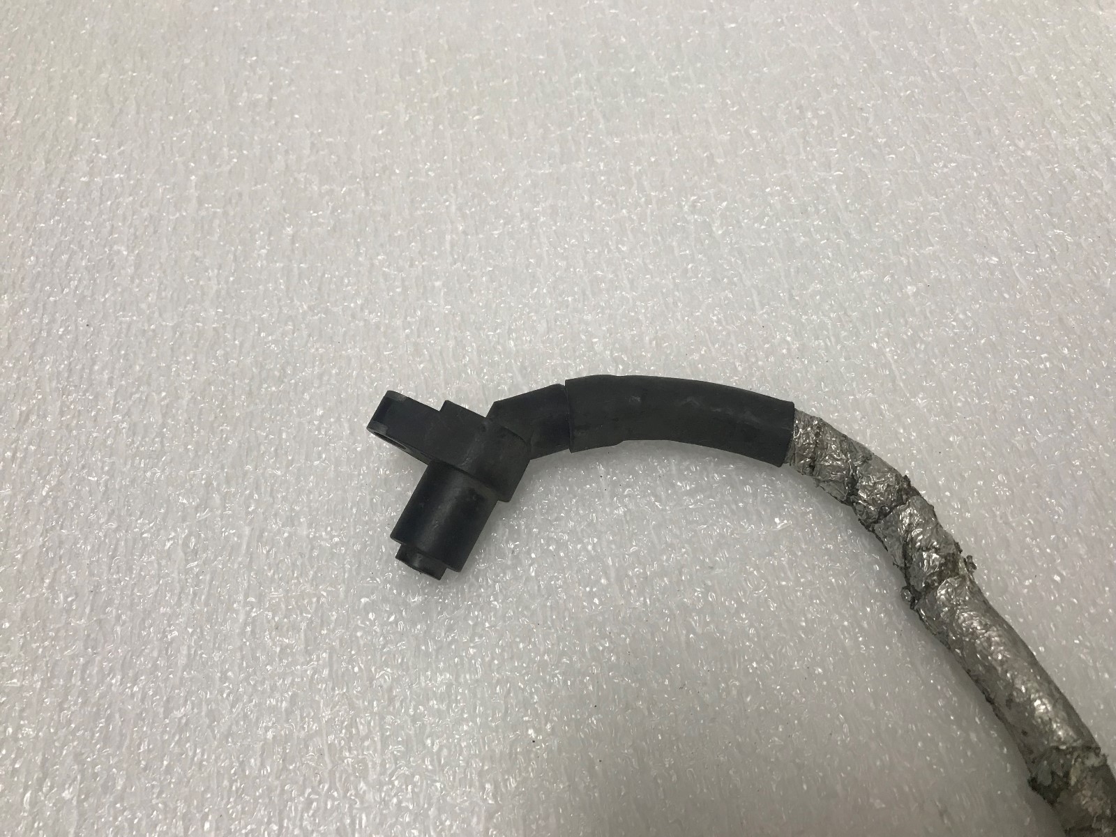 LAMBORGHINI MURCIELAGO COUPE ROADSTER WHEEL HUB SPEED SENSOR OEM 410927801