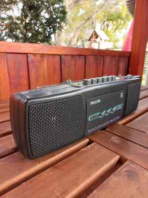 Philips Moving Swing D 8138 cassette player and radio boombox