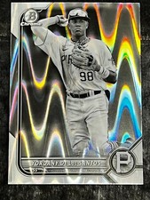 2022 Bowman Chrome BLACK & WHITE RAY WAVE PROSPECT ROOKIE Yordany De Los Santos
