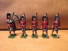 Five Black Watch Britians Figures 4 Marching 1 Piper