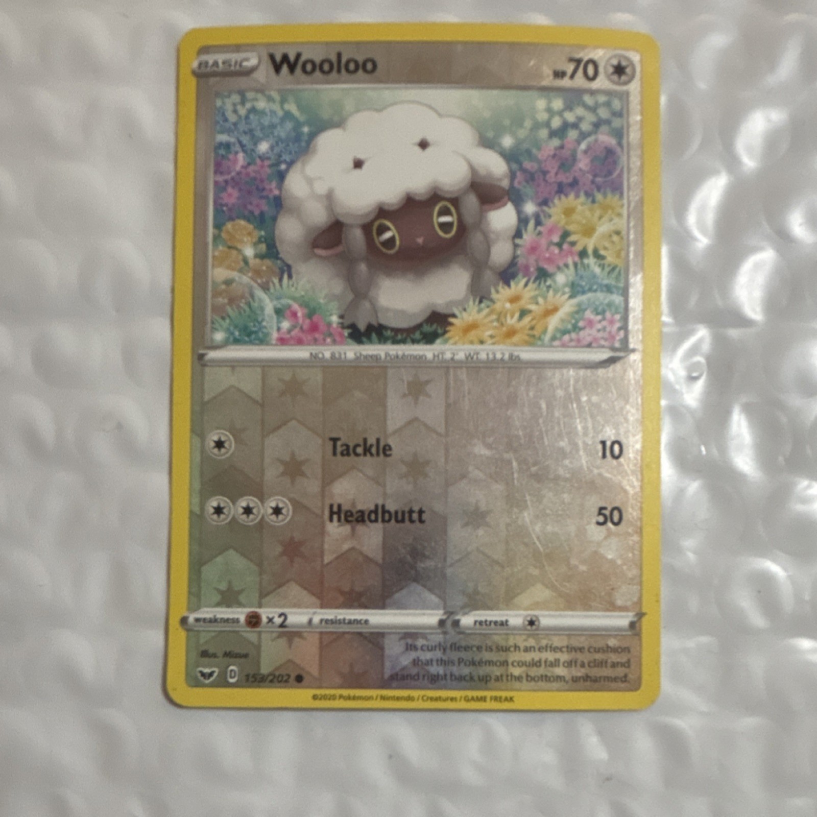 Pokémon Wooloo Common Reverse Holo 153/202 Swsh01 Sword & Shield 70 HP TCG Card