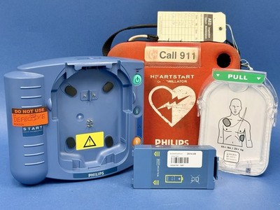 Philips Heartstart Defibrillator HS1 M5066A - Parts Not Working - Sold As-Is