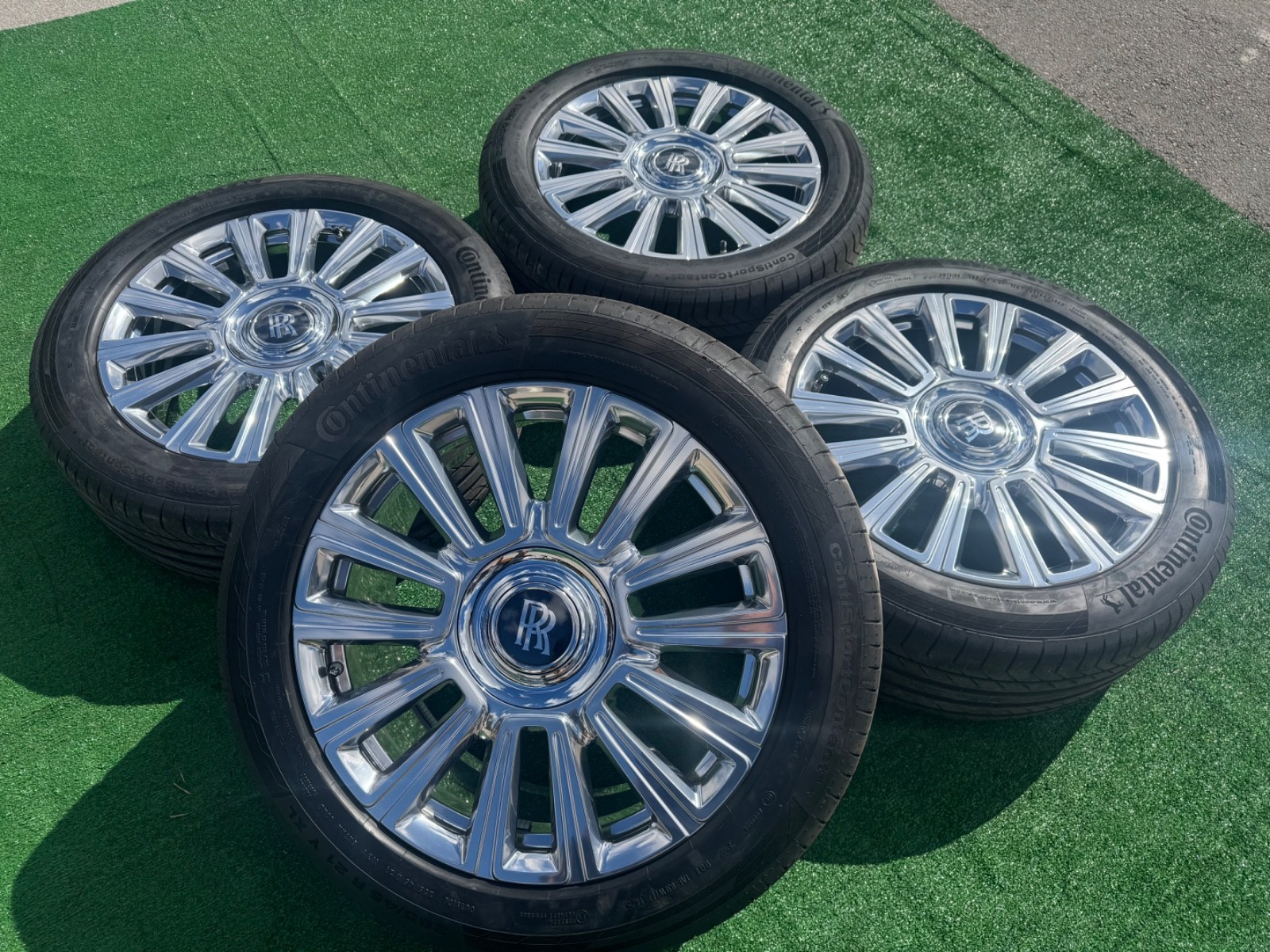 Rolls-Royce 21" OEM Phantom Wheels and Tires FULL POLISHED Factory TPMS Original
