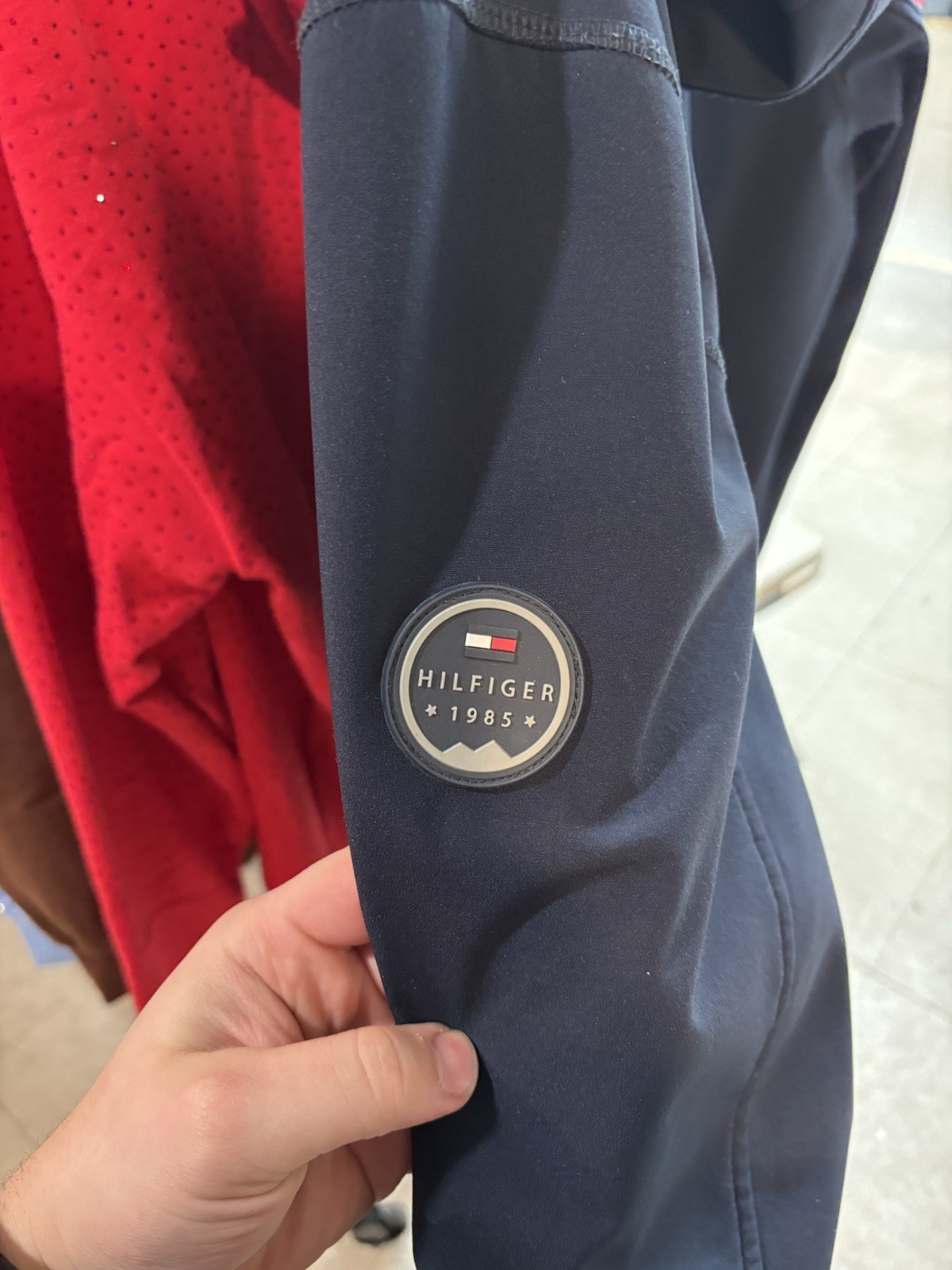 TOMMY HILIFIGER PERFORMANCE SOFTSHELL FULL ZIP JA… - image 5