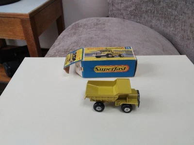 matchbox superfast  28 - Mack Dump Truck - image 1 of 4