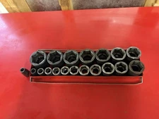 Snap On 19 pc. shallow Impact socket set 3/8-1-1/2”