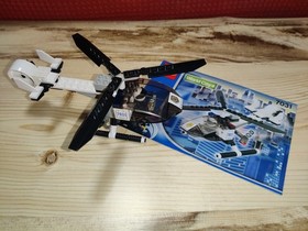 LEGO (9 Sets); World City: 7030 7031 7032 7033 7034 7035; City: 7899 7235 7236