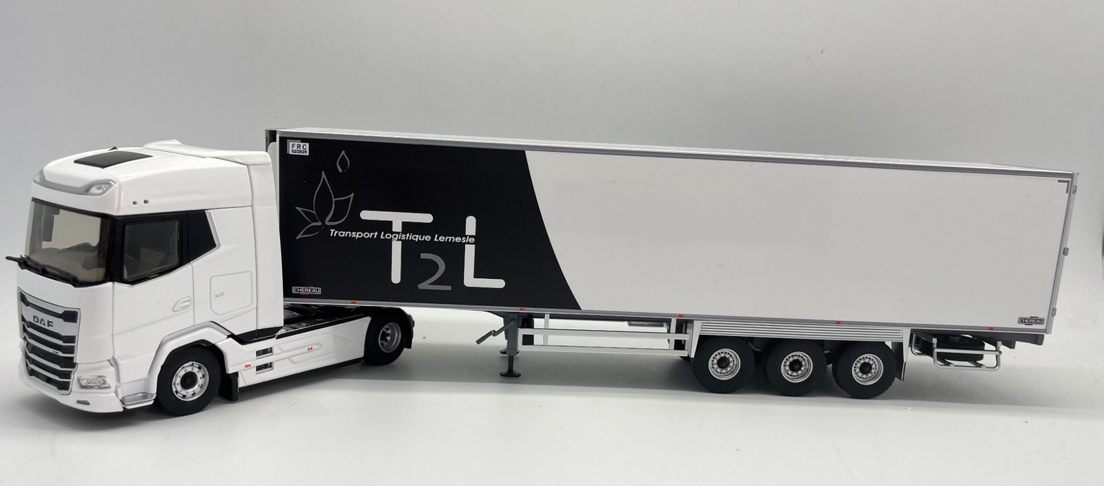 Miniature ELIGOR DAF XG 4x2 Transports Lemesle avec semi-remorque frigo 3 essieux