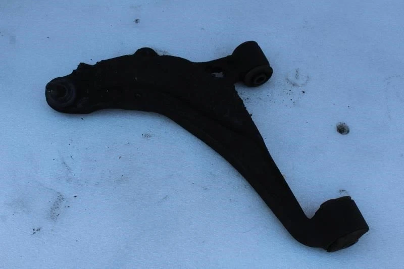 1994 PLYMOUTH ACCLAIM RIGHT PASSENGER SIDE FRONT LOWER CONTROL ARM 4884489 - Image 2 of 4